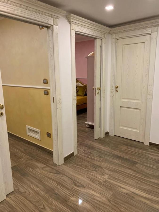 Le 4 Stelle Luminose Apartment Trinitapoli Bagian luar foto