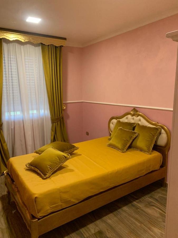 Le 4 Stelle Luminose Apartment Trinitapoli Bagian luar foto