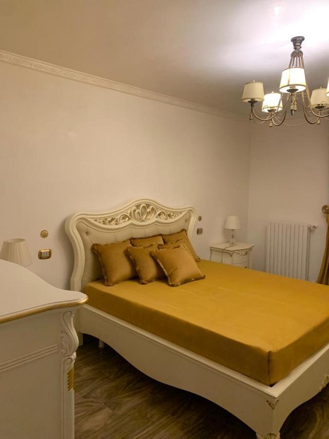 Le 4 Stelle Luminose Apartment Trinitapoli Bagian luar foto