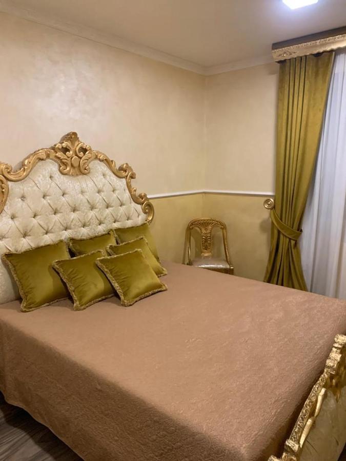Le 4 Stelle Luminose Apartment Trinitapoli Bagian luar foto