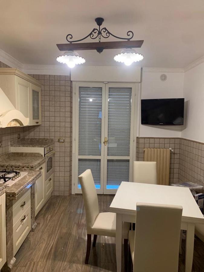 Le 4 Stelle Luminose Apartment Trinitapoli Bagian luar foto